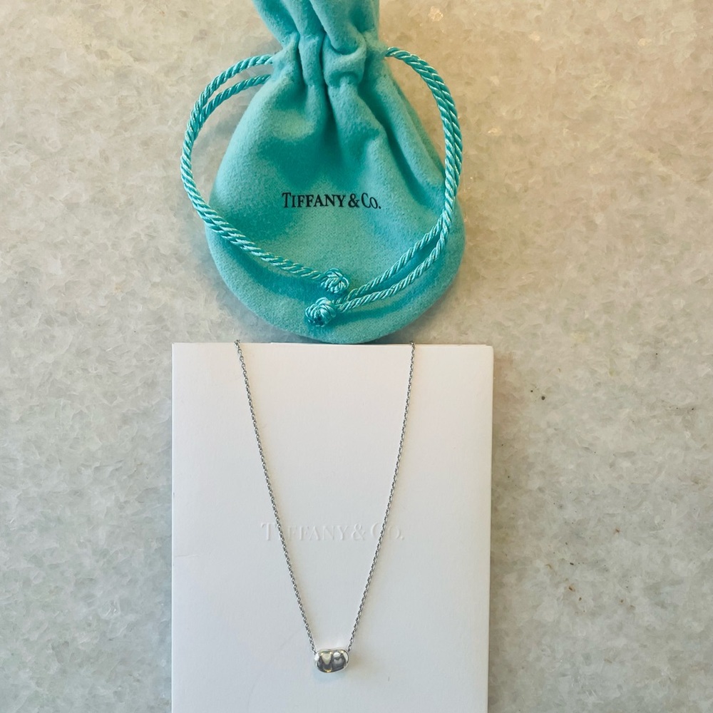 Tiffany & Co. Elsa Peretti Small Bean Necklace